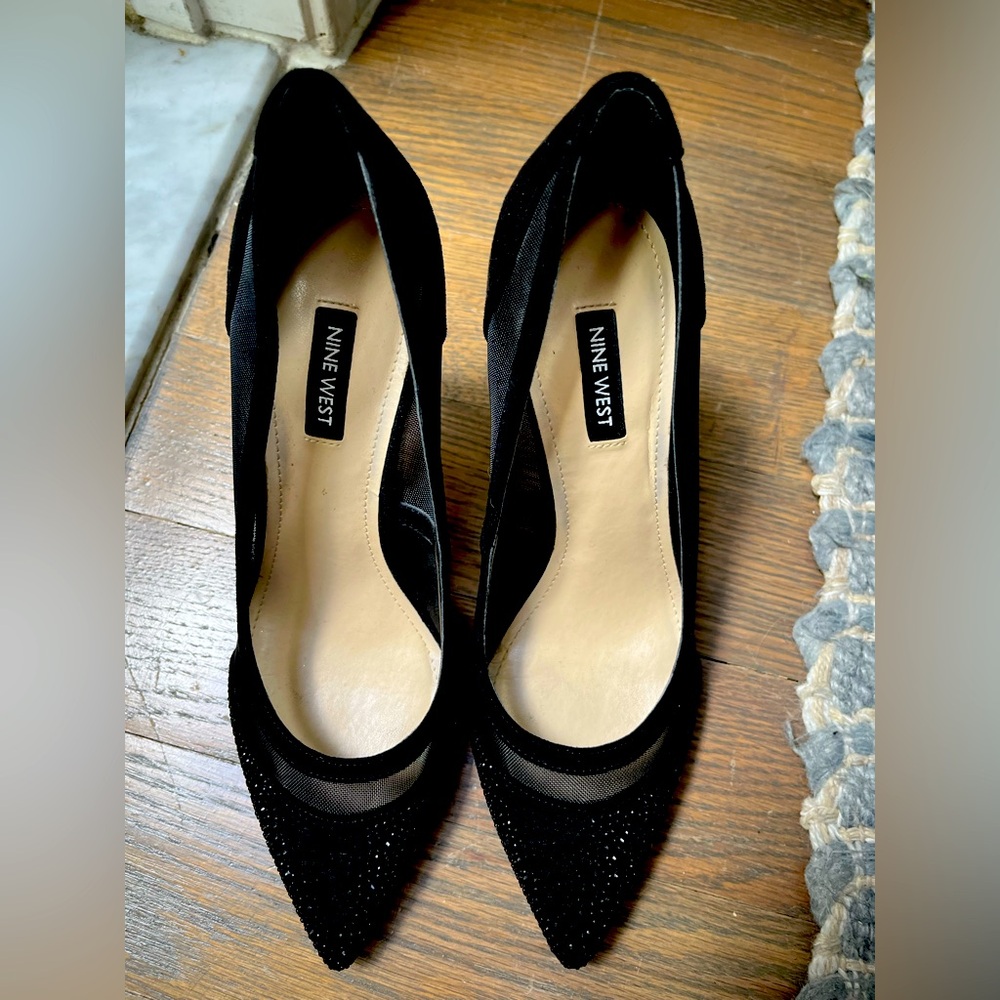 Nine West Women’s black high heels size 8.5, 4 inch heel